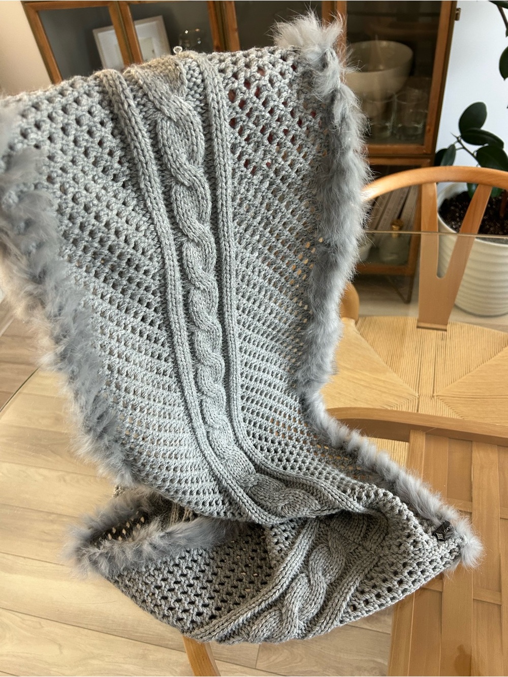 Oxigen Authentic Rabbit Fur Infinity Scarf - Picture 5 of 11
